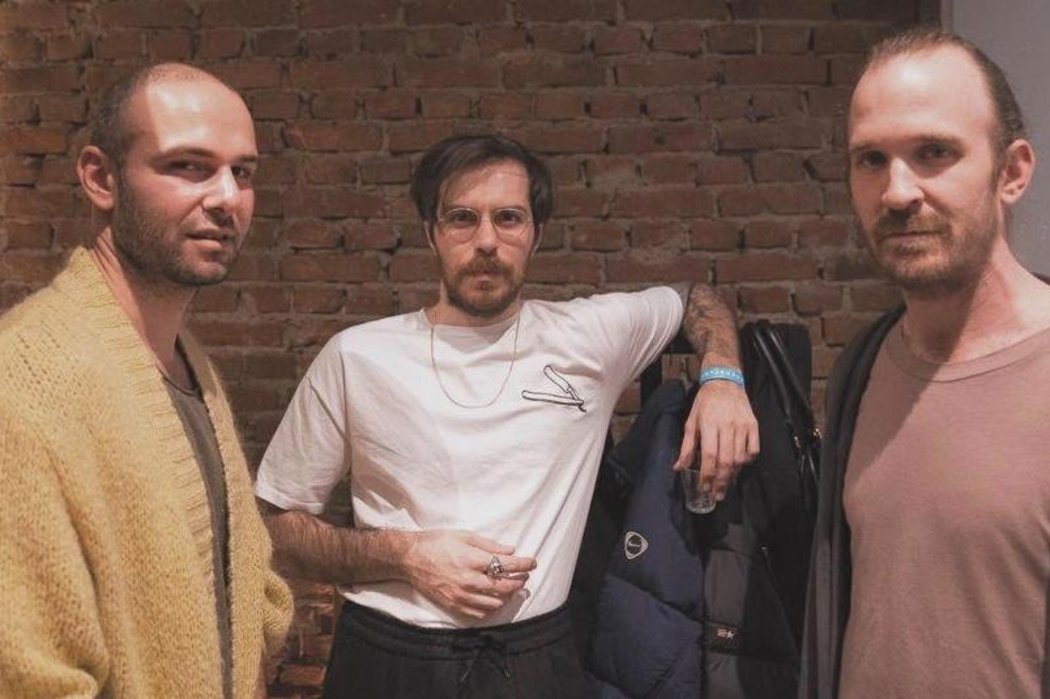 Istanbul psych trio Lalalar releases new song 'Mecnun'dan Beter Haldeyim'